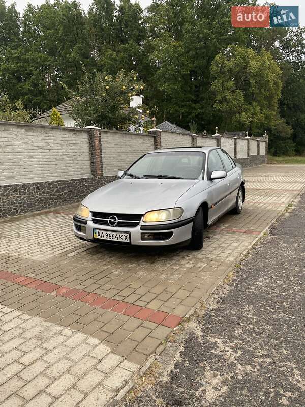 Седан Opel Omega 1998 в Житомире