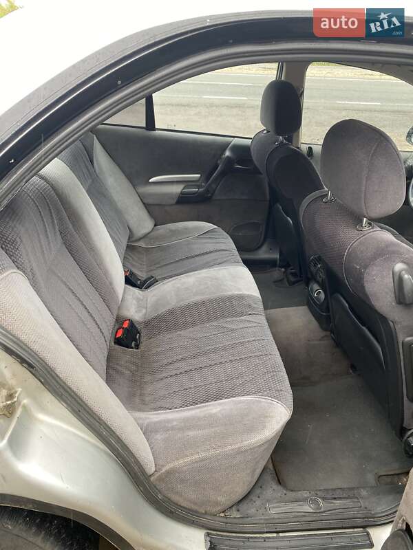 Седан Opel Omega 1998 в Житомире