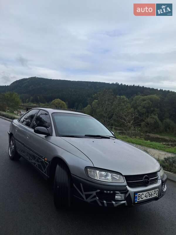 Седан Opel Omega 1995 в 