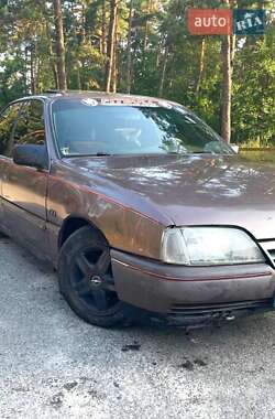 Седан Opel Omega 1988 в  фото 4 Седан Opel Omega 1988 в