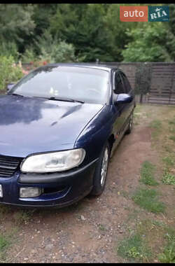 Седан Opel Omega 1998 в Львове