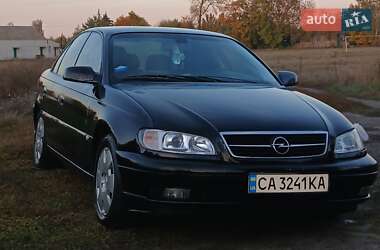 Седан Opel Omega 2003 в Черкасах