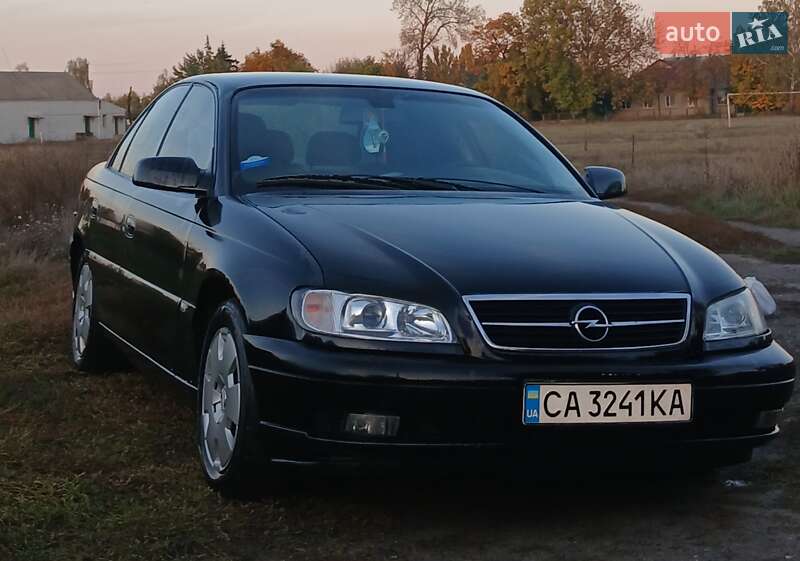 Opel Omega 2003