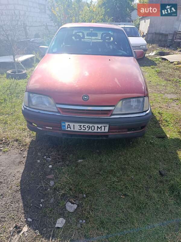 Седан Opel Omega 1992 в Броварах фото 10 Седан Opel Omega 1992 в Броварах