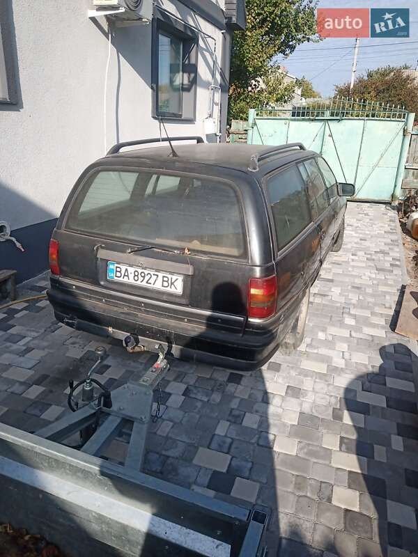Универсал Opel Omega 1993 в Кропивницком фото 4 Универсал Opel Omega 1993 в Кропивницком