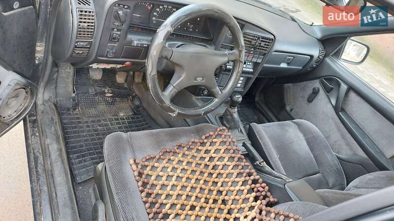 Седан Opel Omega 1991 в Николаеве