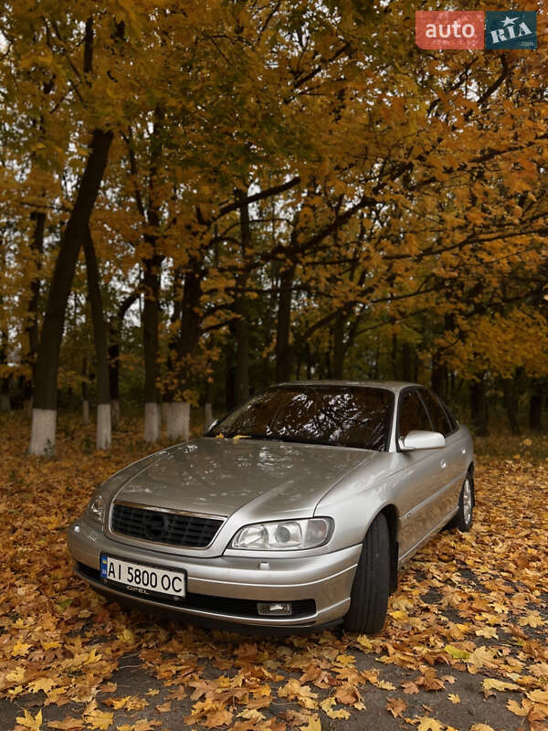 Opel Omega 2000