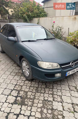 Седан Opel Omega 1997 в Днепре
