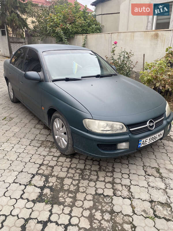 Седан Opel Omega 1997 в Дніпрі