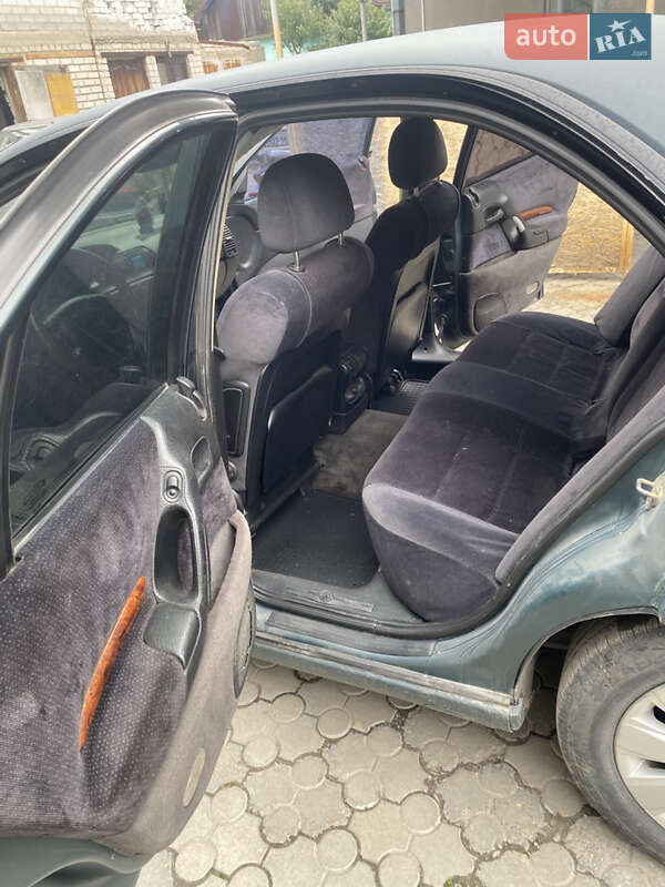 Седан Opel Omega 1997 в Дніпрі
