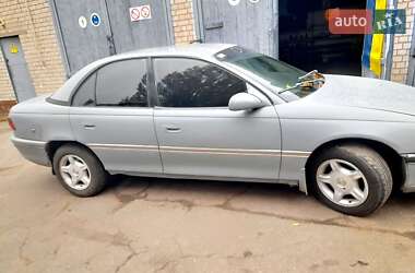 Седан Opel Omega 1996 в  фото 2 Седан Opel Omega 1996 в
