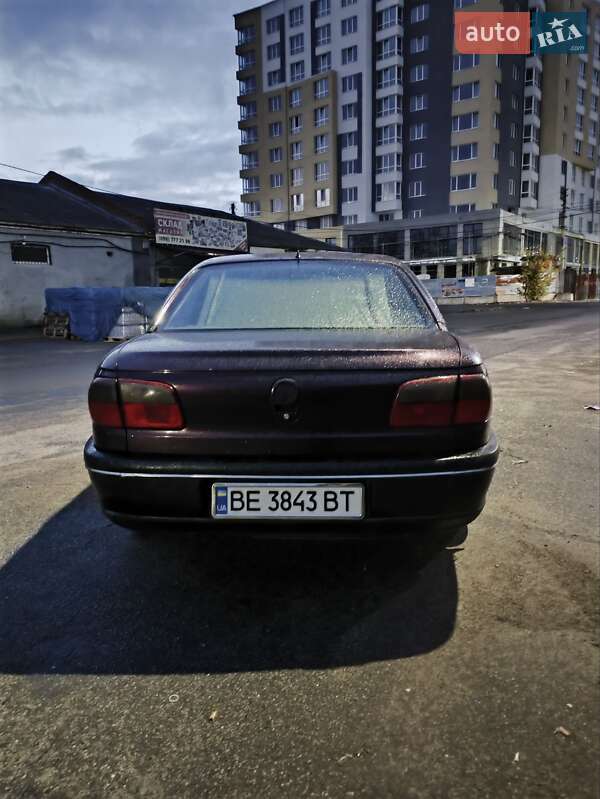 Седан Opel Omega 1995 в Виннице