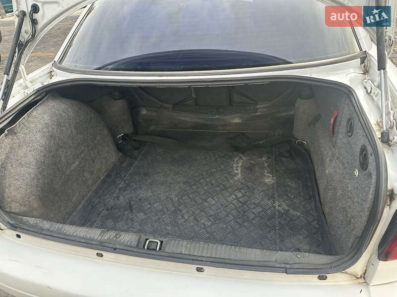 Седан Opel Omega 2001 в Николаеве