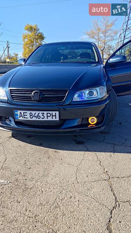 Opel Omega 2000 Opel Omega 2000