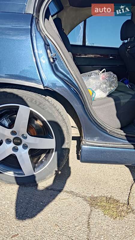 Седан Opel Omega 2000 в Николаеве