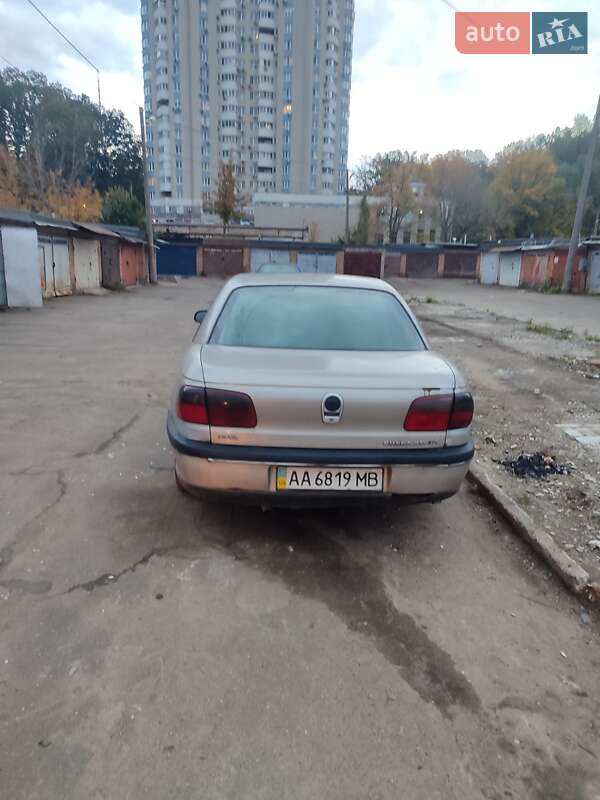 Седан Opel Omega 1995 в Киеве фото 3 Седан Opel Omega 1995 в Киеве