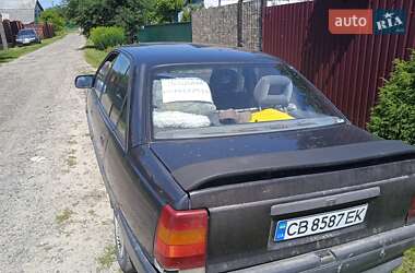 Седан Opel Omega 1989 в Чернигове