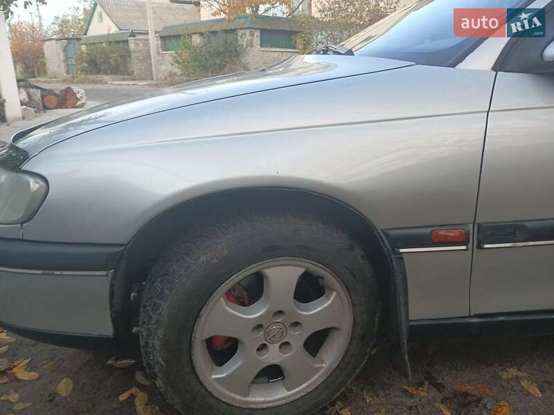 Седан Opel Omega 1999 в Светловодске фото 7 Седан Opel Omega 1999 в Светловодске