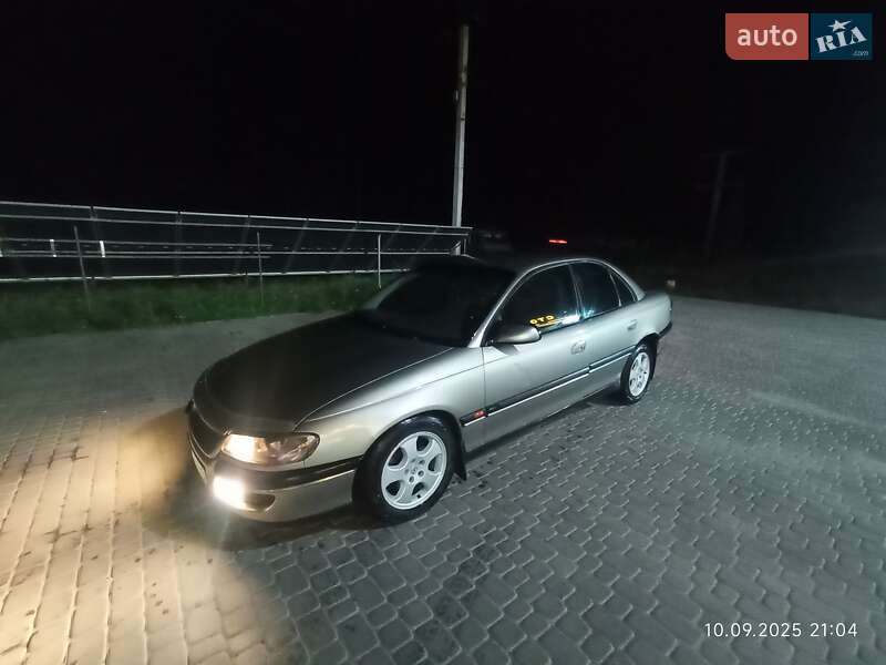 Седан Opel Omega 1999 в Виннице