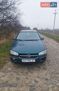 Седан Opel Omega 1994 в Петрове