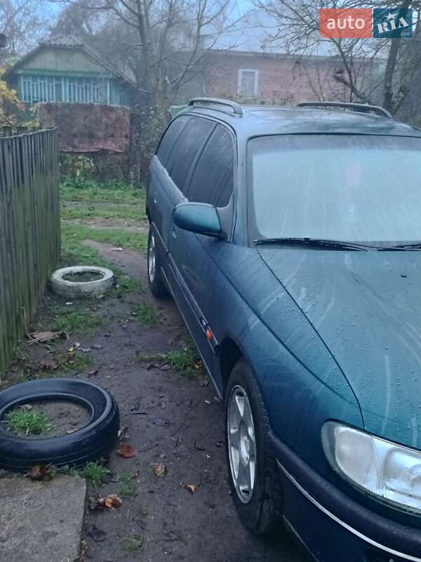 Универсал Opel Omega 1995 в Овруче