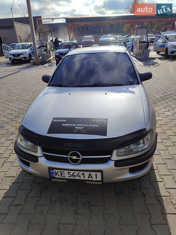 Седан Opel Omega 1999 в Кривом Роге фото 9 Седан Opel Omega 1999 в Кривом Роге