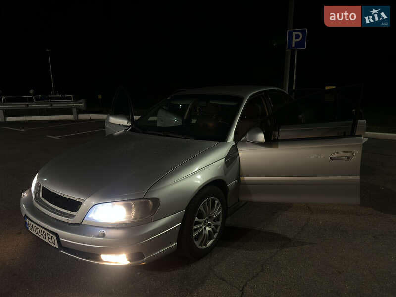 Седан Opel Omega 2002 в Яготине