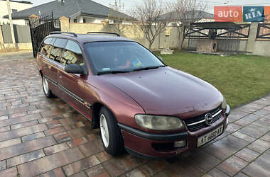 Универсал Opel Omega 1997 в Ивано-Франковске