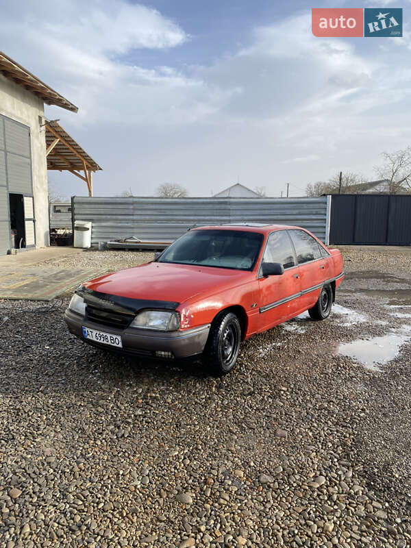 Седан Opel Omega 1987 в Городенке
