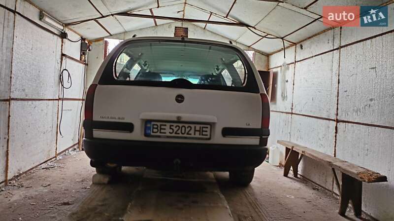 Универсал Opel Omega 1994 в Николаеве фото 3 Универсал Opel Omega 1994 в Николаеве