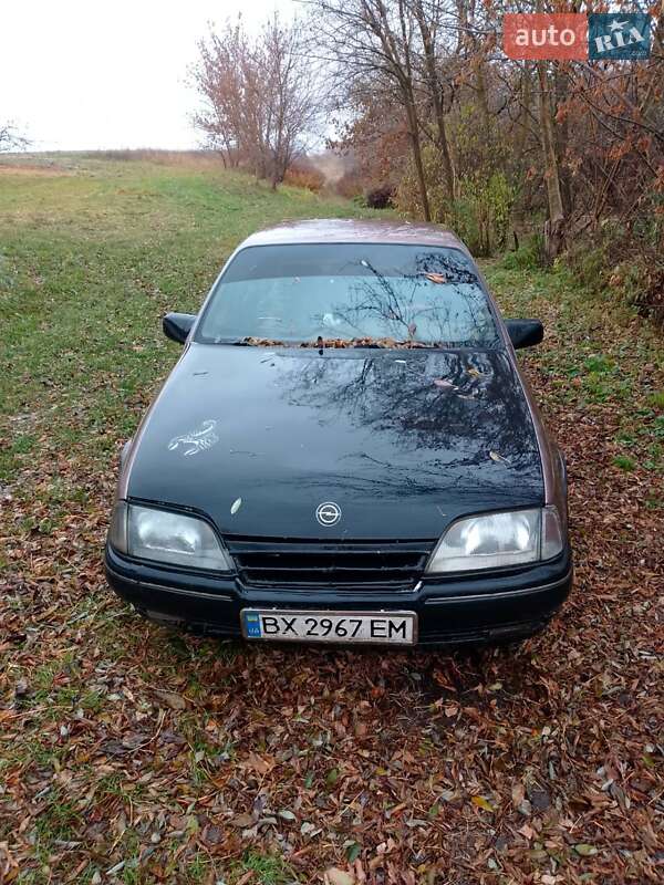 Седан Opel Omega 1986 в Нетішині