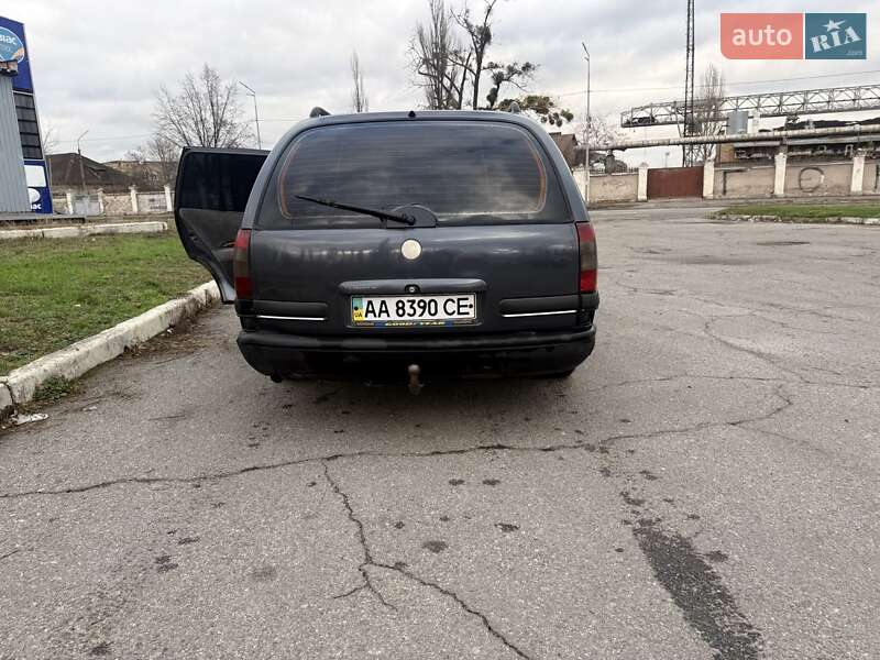 Універсал Opel Omega 1996 в Києві