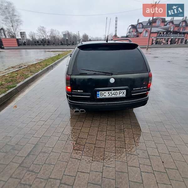Універсал Opel Omega 1997 в Дрогобичі