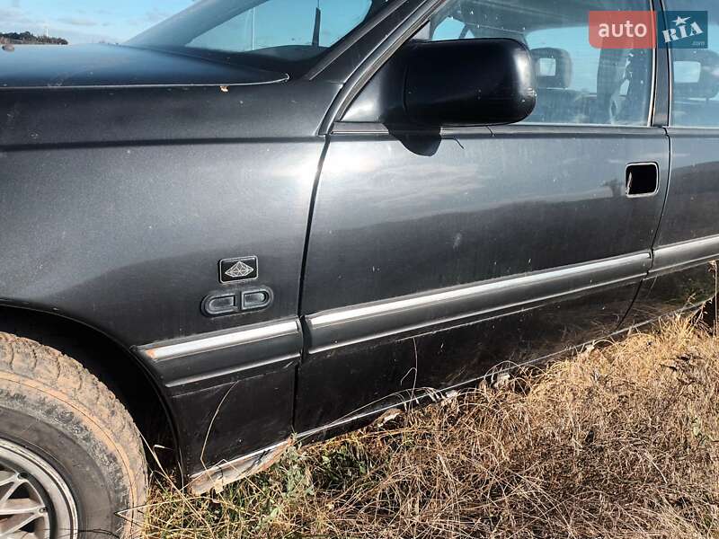 Седан Opel Omega 1991 в Южном
