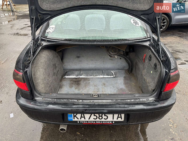 Седан Opel Omega 1996 в Киеве фото 16 Седан Opel Omega 1996 в Киеве