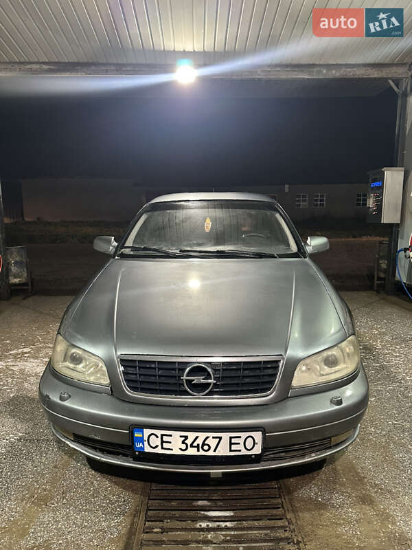 Седан Opel Omega 2000 в Черновцах