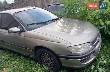 Седан Opel Omega 1997 в Киеве