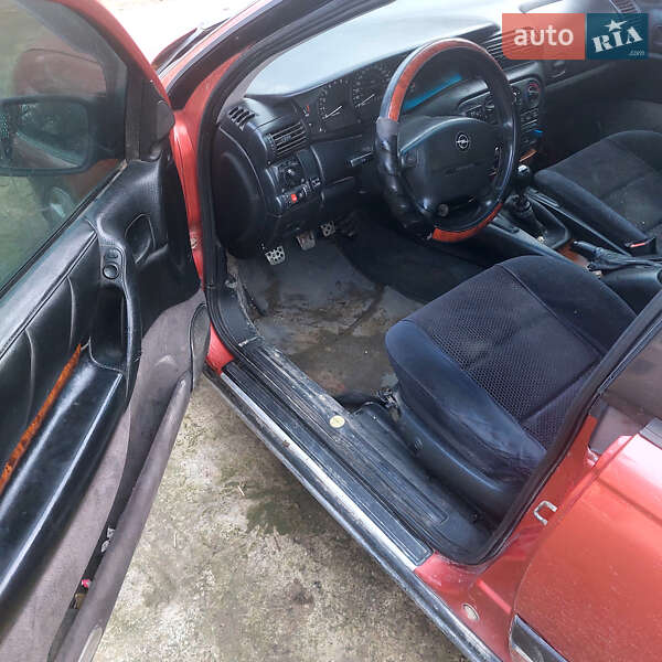 Седан Opel Omega 1997 в Немирове