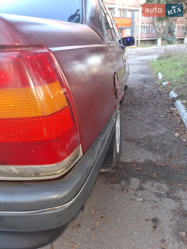 Седан Opel Omega 1990 в Полтаві