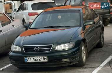 Седан Opel Omega 2000 в Боровой