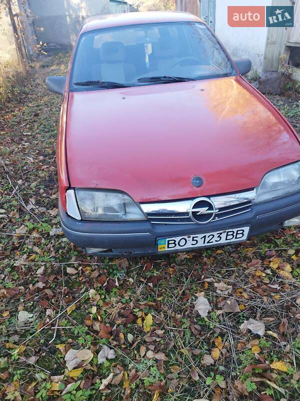 Універсал Opel Omega 1989 в Тернополі