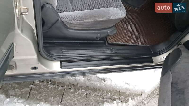 Седан Opel Omega 1996 в Львове фото 7 Седан Opel Omega 1996 в Львове