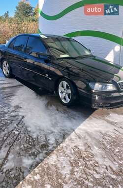 Седан Opel Omega 2003 в Золочеве