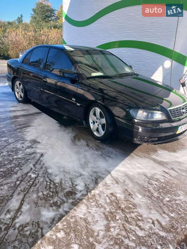 Opel Omega 2003