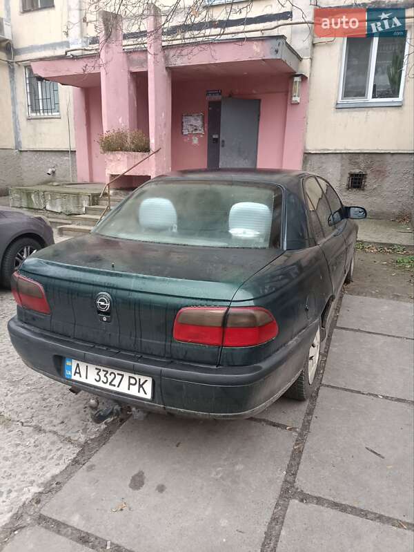 Седан Opel Omega 1996 в Києві