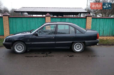 Седан Opel Omega 1988 в Переяславе