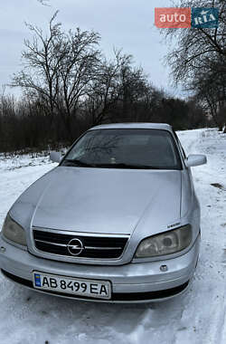 Седан Opel Omega 2001 в Гайсине