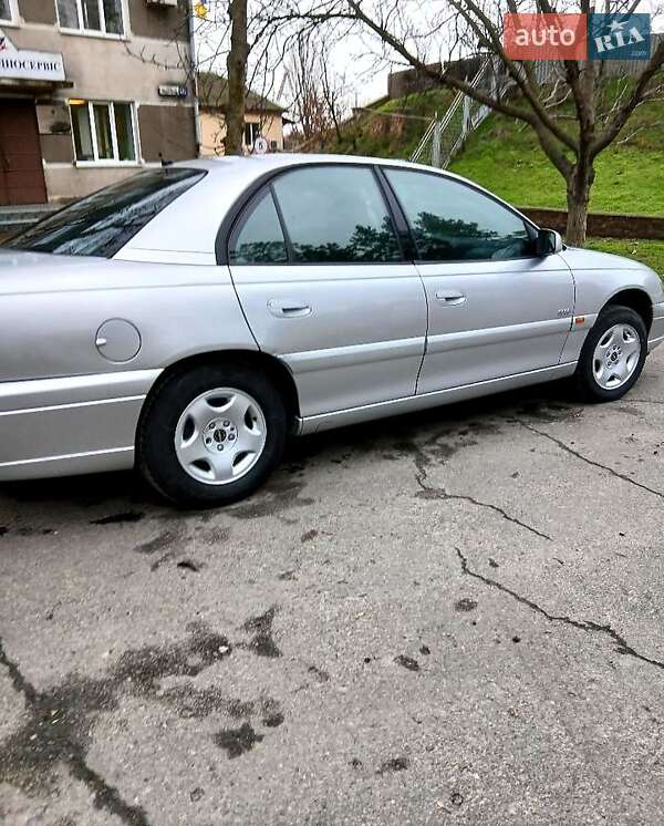 Седан Opel Omega 2000 в Измаиле фото 3 Седан Opel Omega 2000 в Измаиле