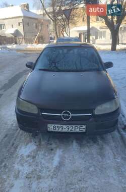 Седан Opel Omega 1995 в Івано-Франківську