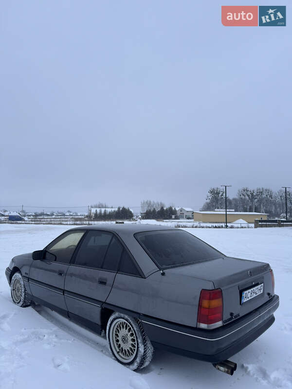 Седан Opel Omega 1987 в Шептицькому фото 3 Седан Opel Omega 1987 в Шептицькому
